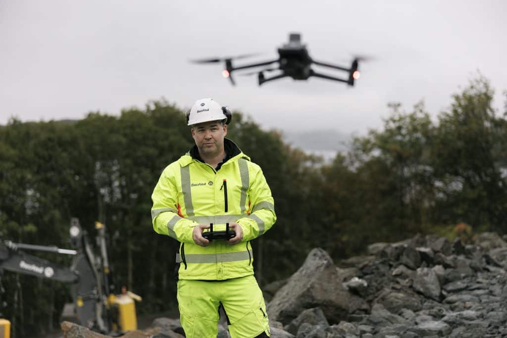 Vi søker etter geomatikar 27